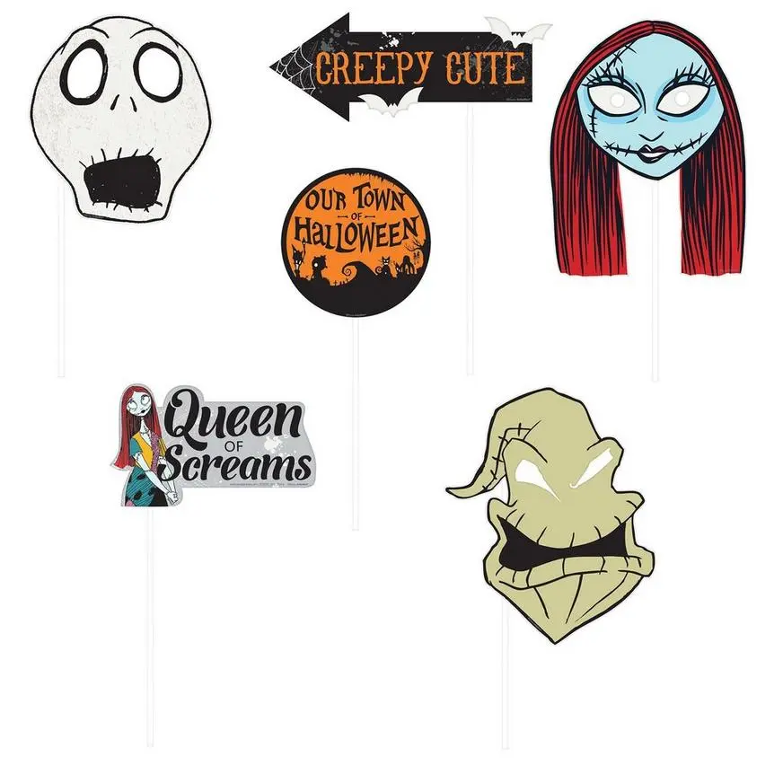 AMSCAN The Nightmare Before Christmas Scene Setter With Photo Booth Props 4 AMSCAN The Nightmare Before Christmas Scene Setter With Photo Booth Props - Image 2