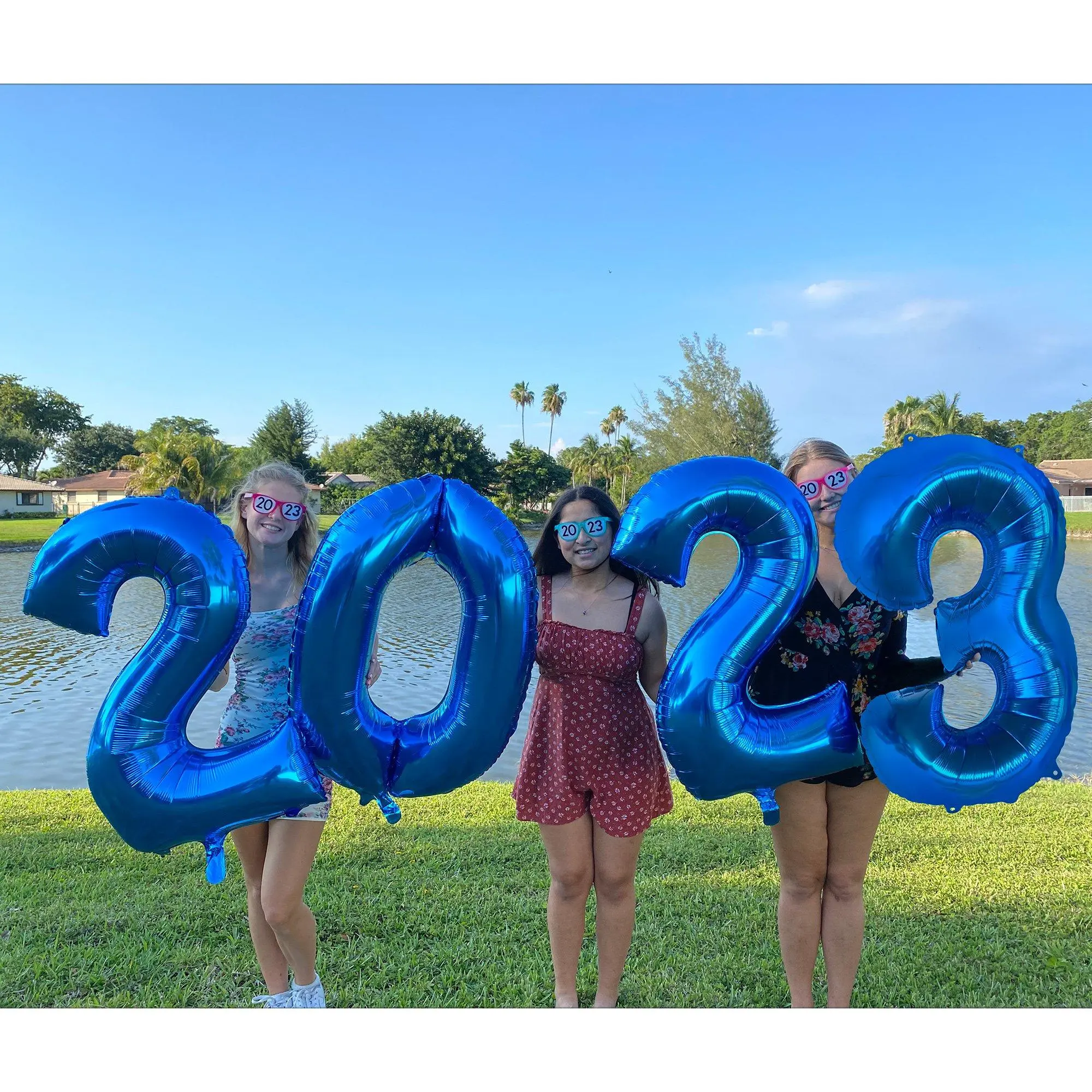 Blue 2023 Foil Balloon Year, 33in Numbers 4 Blue 2023 Foil Balloon Year, 33in Numbers - Image 2